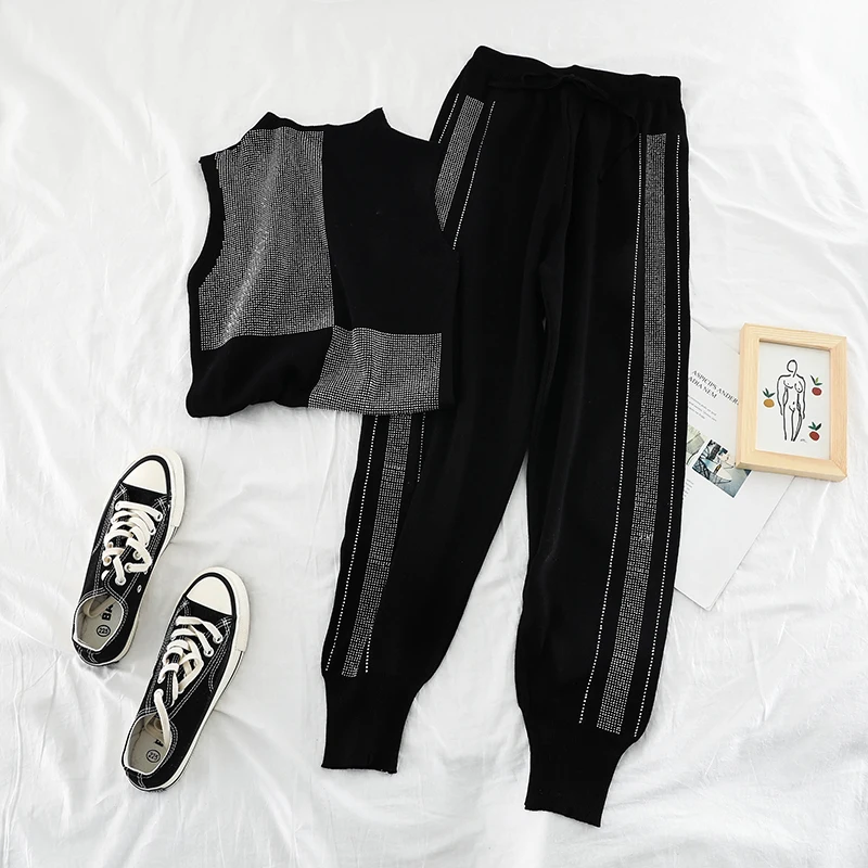 2 Piece Outfits For Women Vintage Streetwear Bright Pearl Sleeveless Vest+High Waist Pointed Cropped Pants Casual Patchwork Set
2 Piece Outfits For Women Vintage Streetwear Bright Pearl Sleeveless Vest+High Waist Pointed Cropped Pants Casual Patchwork Set