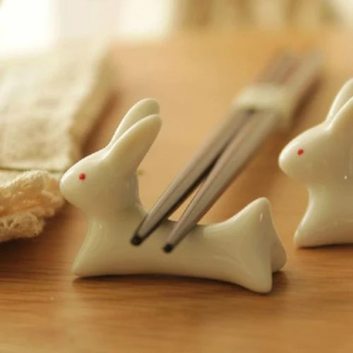 Japanese Ceramic Ware Rabbit Chopsticks Rest Rack Porcelain Spoon Fork Home Decor New
Japanese Ceramic Ware Rabbit Chopsticks Rest Rack Porcelain Spoon Fork Home Decor New
