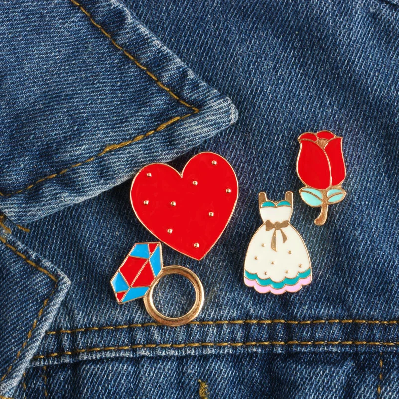 Creative Hot Cartoon Pins Romantic Love Heart Rose Skirt Button Brooches Denim Enamel Pin Badges Fashion Jewelry For Women Gifts | Украшения