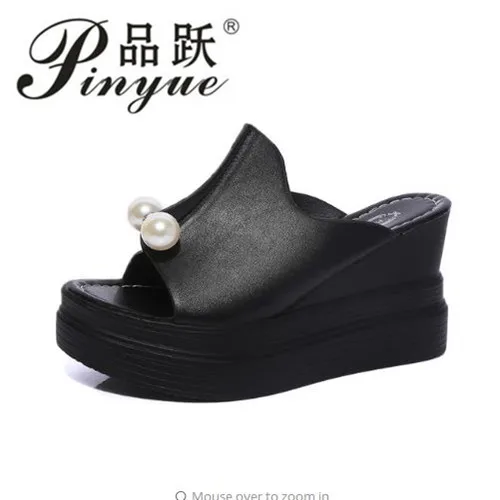 Designer Women Summer Sandals Thick Heel Platform Wedges Sandals Sexy Beading Slippers Sandalias Slides White Black High Shoes
Designer Women Summer Sandals Thick Heel Platform Wedges Sandals Sexy Beading Slippers Sandalias Slides White Black High Shoes