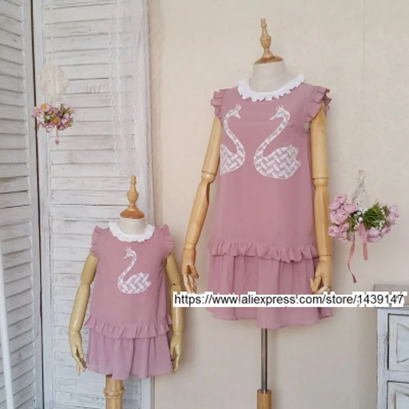 Children clothing Mother and Daughter Chiffon Dress Beautiful swans , 2-12 years old Child baby Girl , Women plus Large size 4XL Children clothing Mother and Daughter Chiffon Dress Beautiful swans , 2-12 years old Child baby Girl , Women plus Large size 4XL<br><br>Aliexpress