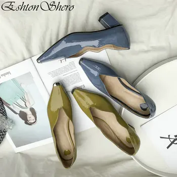EshtonShero Woman Shoes Pumps Leather Square Med Heels Pointed Toe Platform Slip On Metal Summer Ladies Wedding Shoes Size 3-8
EshtonShero Woman Shoes Pumps Leather Square Med Heels Pointed Toe Platform Slip On Metal Summer Ladies Wedding Shoes Size 3-8
