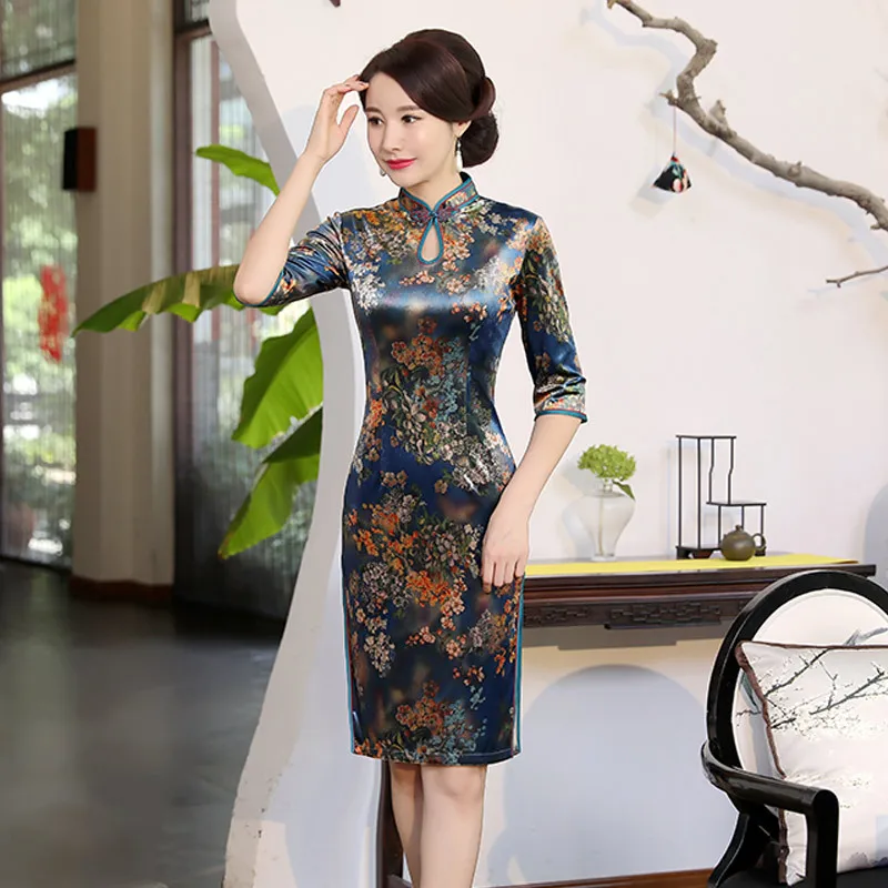 Navy Blue Print Floral Women Cheongsam Elegant Chinese Classic Slim Velvet Qipao Female Performance Dress Vestidos
Navy Blue Print Floral Women Cheongsam Elegant Chinese Classic Slim Velvet Qipao Female Performance Dress Vestidos