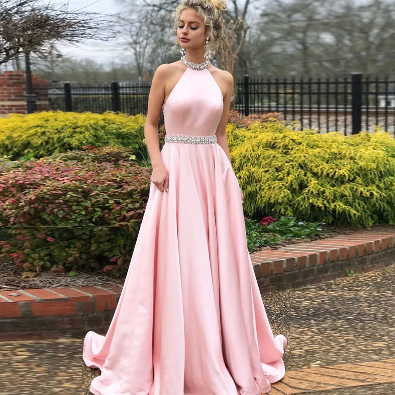 Elegant Pink Satin Prom Gowns Halter Crystal Beaded Full Length Backless Long Evening Gowns Autumn Party Dresses
Elegant Pink Satin Prom Gowns Halter Crystal Beaded Full Length Backless Long Evening Gowns Autumn Party Dresses