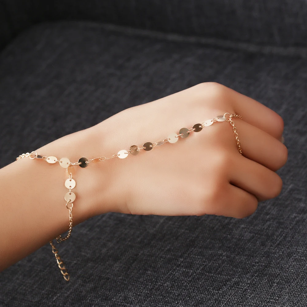 1Pcs Fashion Women Sequins Bracelet Handmade European Style Golden Color Copper Hand Finger Bracelet Slave Bangle for Women Girl
1Pcs Fashion Women Sequins Bracelet Handmade European Style Golden Color Copper Hand Finger Bracelet Slave Bangle for Women Girl