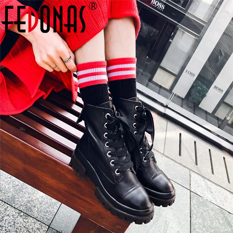 FEDONAS Autumn Winter Punk Lace Up High Heels Women Ankle Boots Genuine Leather Motorcycle Boots Short Boots Party Shoes Woman
FEDONAS Autumn Winter Punk Lace Up High Heels Women Ankle Boots Genuine Leather Motorcycle Boots Short Boots Party Shoes Woman