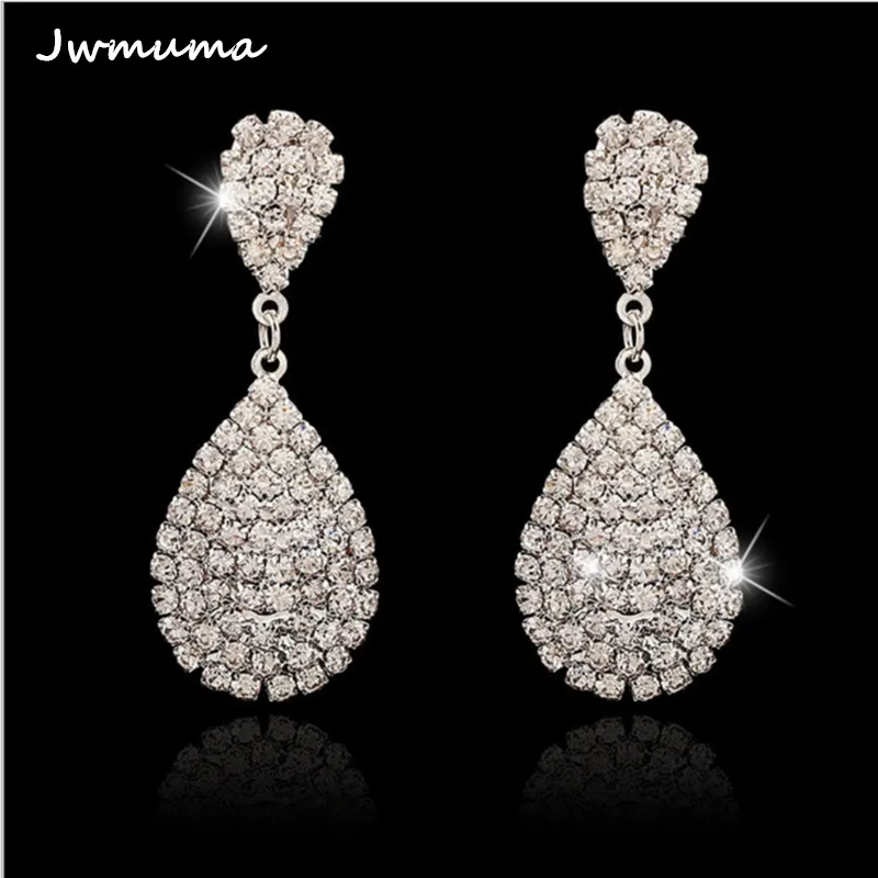 New Fashion Zircon Water Droplets Women's Earrings Gold Silver Shiny Bridal Earrings Metal Alloy Jewelry for Women Party Gift
New Fashion Zircon Water Droplets Women's Earrings Gold Silver Shiny Bridal Earrings Metal Alloy Jewelry for Women Party Gift