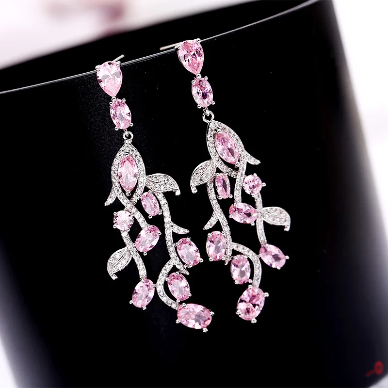 Ruifan High Quality Korean Luxury Leaf Shape Pink Cubic Zircon Rhinestone Long Drop Earring Women's Statement Earrings YEA347
Ruifan High Quality Korean Luxury Leaf Shape Pink Cubic Zircon Rhinestone Long Drop Earring Women's Statement Earrings YEA347
