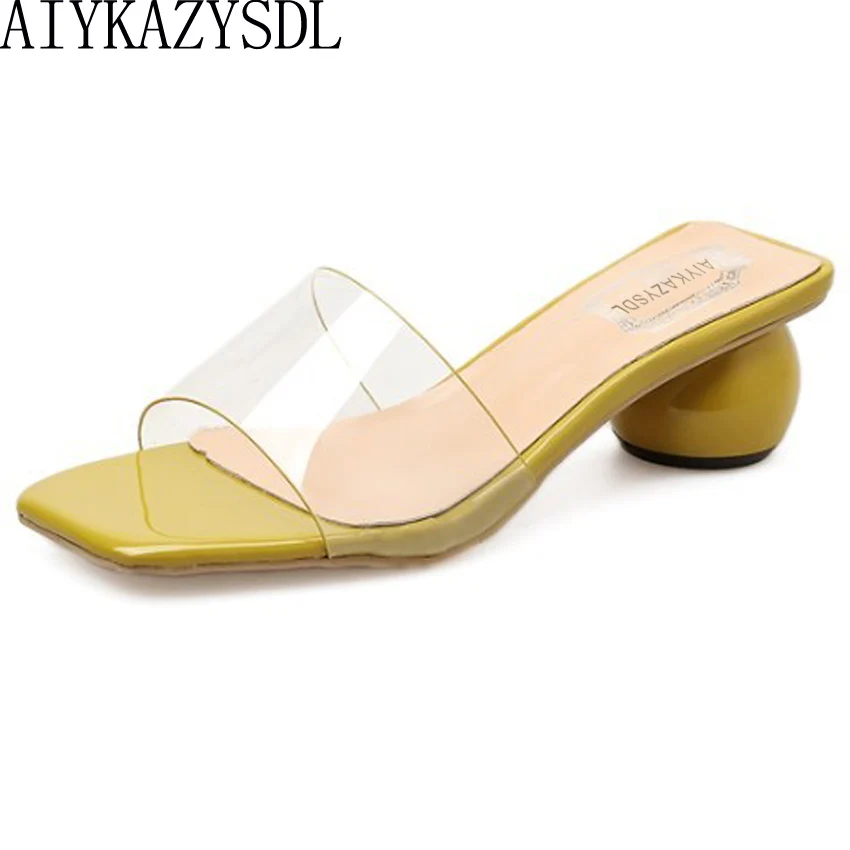 AIYKAZYSDL 2019 Women Outdoor Slipper Clear Transparent Sandals Mule Slides Square Toe Thick Block Med Heel Woman Shoes Summer
AIYKAZYSDL 2019 Women Outdoor Slipper Clear Transparent Sandals Mule Slides Square Toe Thick Block Med Heel Woman Shoes Summer