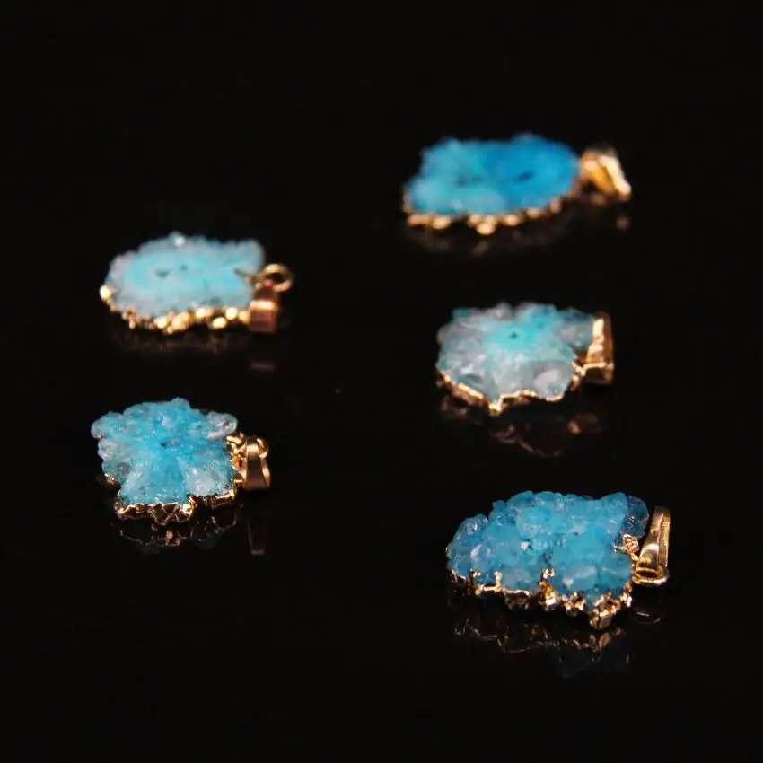 5pcs/lot,Natural Blue Titanium Quartz Geode Freeform Slab Pendants,Druzy Agates Slice Nugget Gold edged Pendant Necklace
5pcs/lot,Natural Blue Titanium Quartz Geode Freeform Slab Pendants,Druzy Agates Slice Nugget Gold edged Pendant Necklace
