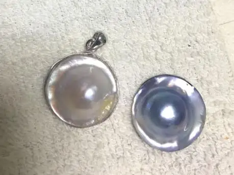 shipping>>>>STUNNING AAA big 25mm round white gray south sea mabe pearl Pendant silver can choose
shipping>>>>STUNNING AAA big 25mm round white gray south sea mabe pearl Pendant silver can choose