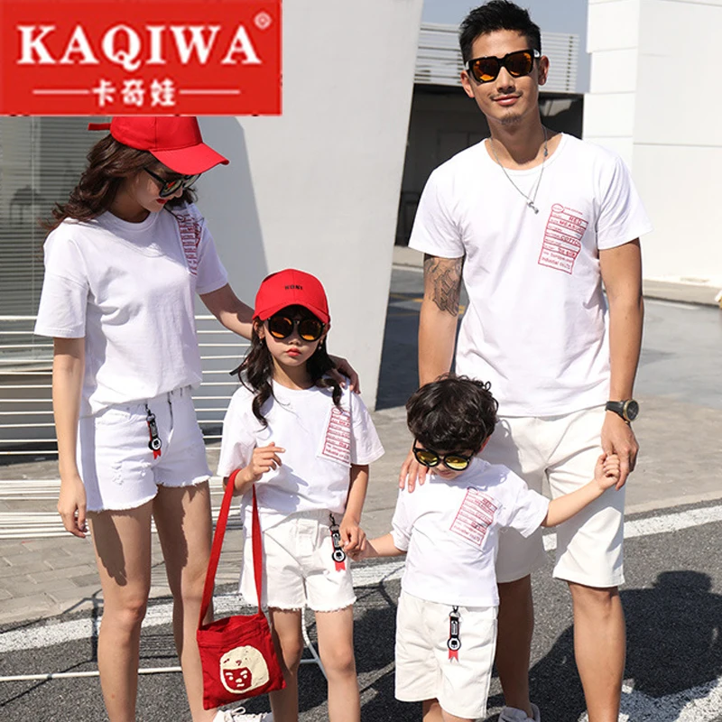 2019 summer wear family wear family suit children short-sleeved T-shirt red and white T-shirt family matching clothes raglan
2019 summer wear family wear family suit children short-sleeved T-shirt red and white T-shirt family matching clothes raglan