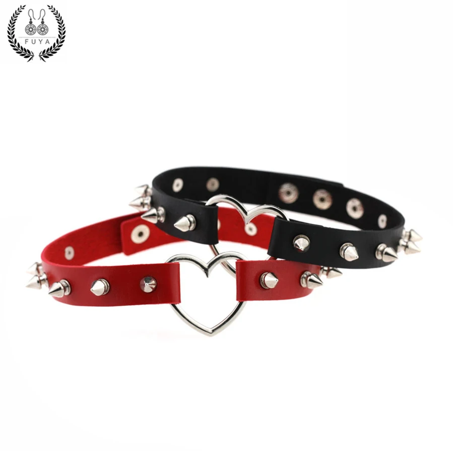 Leather womens choker Necklace Punk Gothic Heart Gothic Leather Choker Chain Spike Rivet Buckle Collar Necklaces 2018 Hot sell
Leather womens choker Necklace Punk Gothic Heart Gothic Leather Choker Chain Spike Rivet Buckle Collar Necklaces 2018 Hot sell