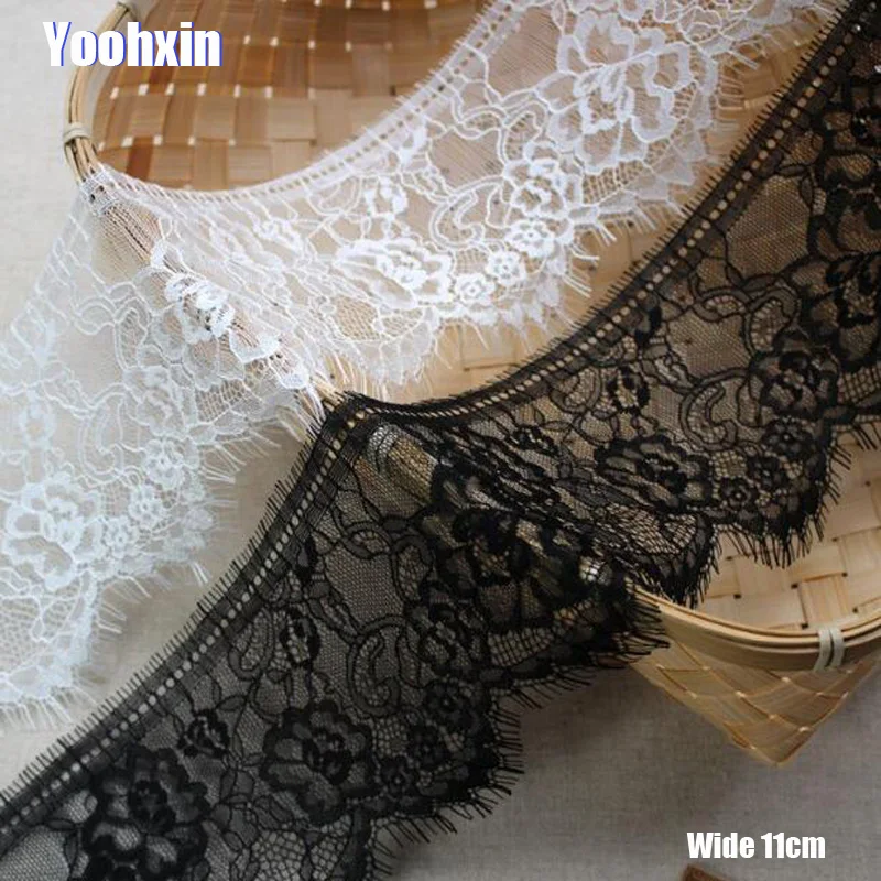 11cm wide HOT flower Cotton Embroidered White black eyelash lace fabric sewing DIY trim guipure applique Ribbon collar decor
11cm wide HOT flower Cotton Embroidered White black eyelash lace fabric sewing DIY trim guipure applique Ribbon collar decor