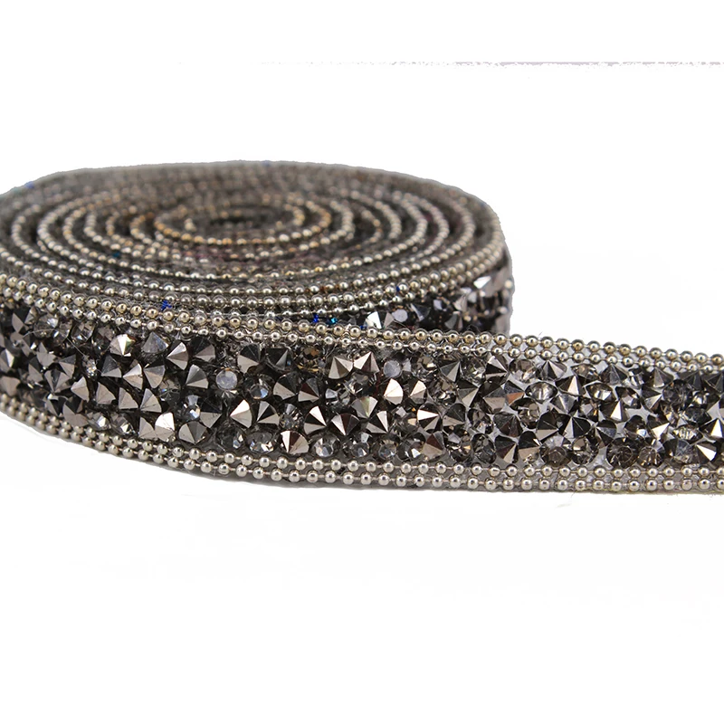 Beaded Rhinestones Trim Chain Iron on Hotfix Crystal Reel Chain Costume Applique Embellishment Sewing Supplies 15yard/T1137
Beaded Rhinestones Trim Chain Iron on Hotfix Crystal Reel Chain Costume Applique Embellishment Sewing Supplies 15yard/T1137