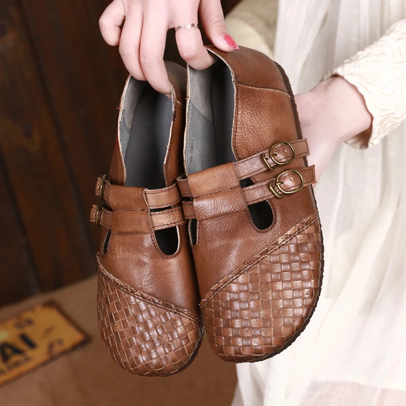 Spring Retro High Quality of Handmade Cut-outs Belt Cowhide Low-heeled Women's Flat Full Genuine Leather Soft Casual Shoes
Spring Retro High Quality of Handmade Cut-outs Belt Cowhide Low-heeled Women's Flat Full Genuine Leather Soft Casual Shoes