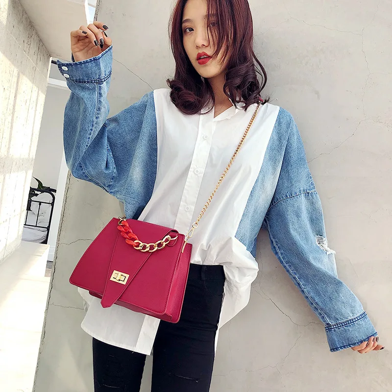 Bolsos mujer Women pu Leather women Handbags Female Shoulder bag designer Luxury Lady Tote Large Capacity Chain shoulder bag
Bolsos mujer Women pu Leather women Handbags Female Shoulder bag designer Luxury Lady Tote Large Capacity Chain shoulder bag