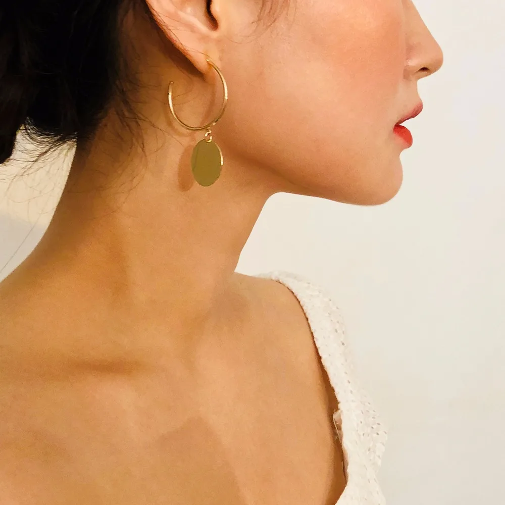 MESTILO New Trendy Gold Sliver Metal Geometric Open Round Circle Coins Sequins Drop Earrings For Women Punk Statement Earrings
MESTILO New Trendy Gold Sliver Metal Geometric Open Round Circle Coins Sequins Drop Earrings For Women Punk Statement Earrings