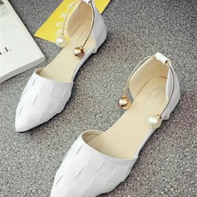 2019 spring and summer new flat shoes wild net red retro gentle shoes pointed low to help women sandals
2019 spring and summer new flat shoes wild net red retro gentle shoes pointed low to help women sandals