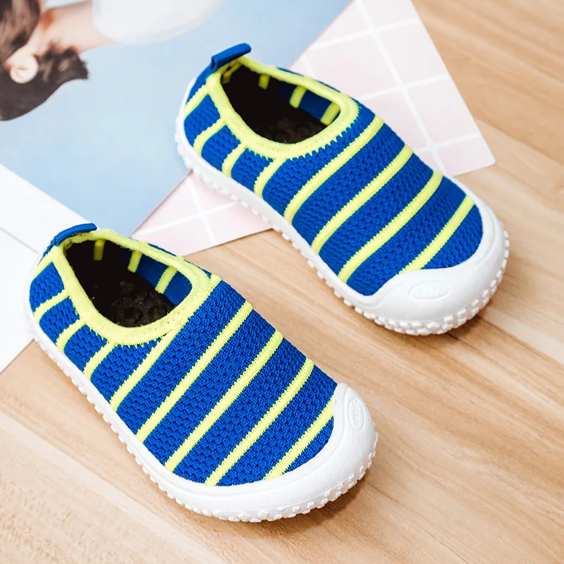 2018 New Spring and Summer Children Sneakers Boy Girl Sports Shoes Lightweight Breathable Fly Woven Gym Slip-on Shoes Antiskid 
2018 New Spring and Summer Children Sneakers Boy Girl Sports Shoes Lightweight Breathable Fly Woven Gym Slip-on Shoes Antiskid