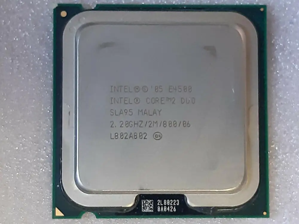 

Intel Core 2 Duo E4500 Desktop Processor Dual-Core 2.2GHz 2MB Cache FSB 800MHz LGA 775 E 4500 Used CPU