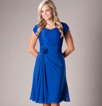 

Casual Royal Blue Beach Modest Bridesmaid Dresses Short With Cap Sleeves Ruched Knee Length Maids of Honor Dresses Rustic New