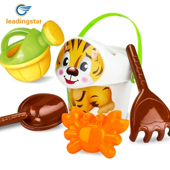 Leadinstar 6 Pieces Kids Cartoon Beach Toy Set Sandbeach Bucket Shovel Rake Sifter Water Tools Sand Toy Sets zk30
Leadinstar 6 Pieces Kids Cartoon Beach Toy Set Sandbeach Bucket Shovel Rake Sifter Water Tools Sand Toy Sets zk30