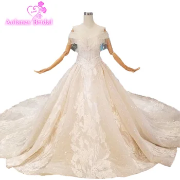 High Quality Vestido De Noiva Lace Gowns Wedding Dress 2019 Long Train Custom-made Plus Size Bridal Tulle Mariage Bridal Gown
High Quality Vestido De Noiva Lace Gowns Wedding Dress 2019 Long Train Custom-made Plus Size Bridal Tulle Mariage Bridal Gown