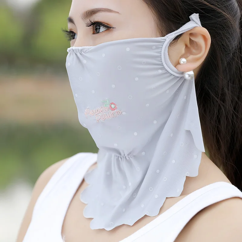 The New Women Flower embroidery Neck Protection Sun Protection Mouth Mask Anti-UV Dust-proof Ice silk Face Hood Wholesale
The New Women Flower embroidery Neck Protection Sun Protection Mouth Mask Anti-UV Dust-proof Ice silk Face Hood Wholesale
