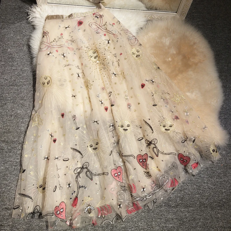 New Half length skirt long INS heavy duty embroidery female Natsu Tonyria and the same gauze skirt
New Half length skirt long INS heavy duty embroidery female Natsu Tonyria and the same gauze skirt