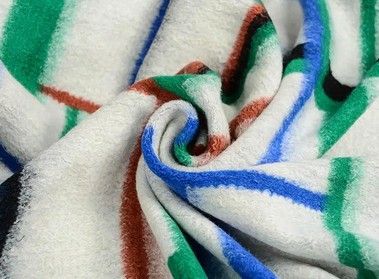 Mixed color geometric elasticity wool fabric coat ,printing Textile hollandais african sequin Christmas cloak fabric A133
Mixed color geometric elasticity wool fabric coat ,printing Textile hollandais african sequin Christmas cloak fabric A133