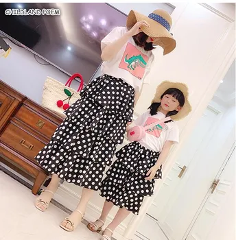 Mother And Daughter Dresses Summer Family Look Mommy and Me Clothes Polka Dot Mom Daughter Skirt Family Matching Clothes
Mother And Daughter Dresses Summer Family Look Mommy and Me Clothes Polka Dot Mom Daughter Skirt Family Matching Clothes