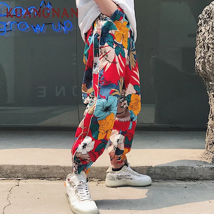 KUANGNAN Japanese Floral Harem Pants Men Jogger Sweatpants Hip Hop Pants Men Trousers Streetwear Joggers Men Pants Casual 2018
KUANGNAN Japanese Floral Harem Pants Men Jogger Sweatpants Hip Hop Pants Men Trousers Streetwear Joggers Men Pants Casual 2018