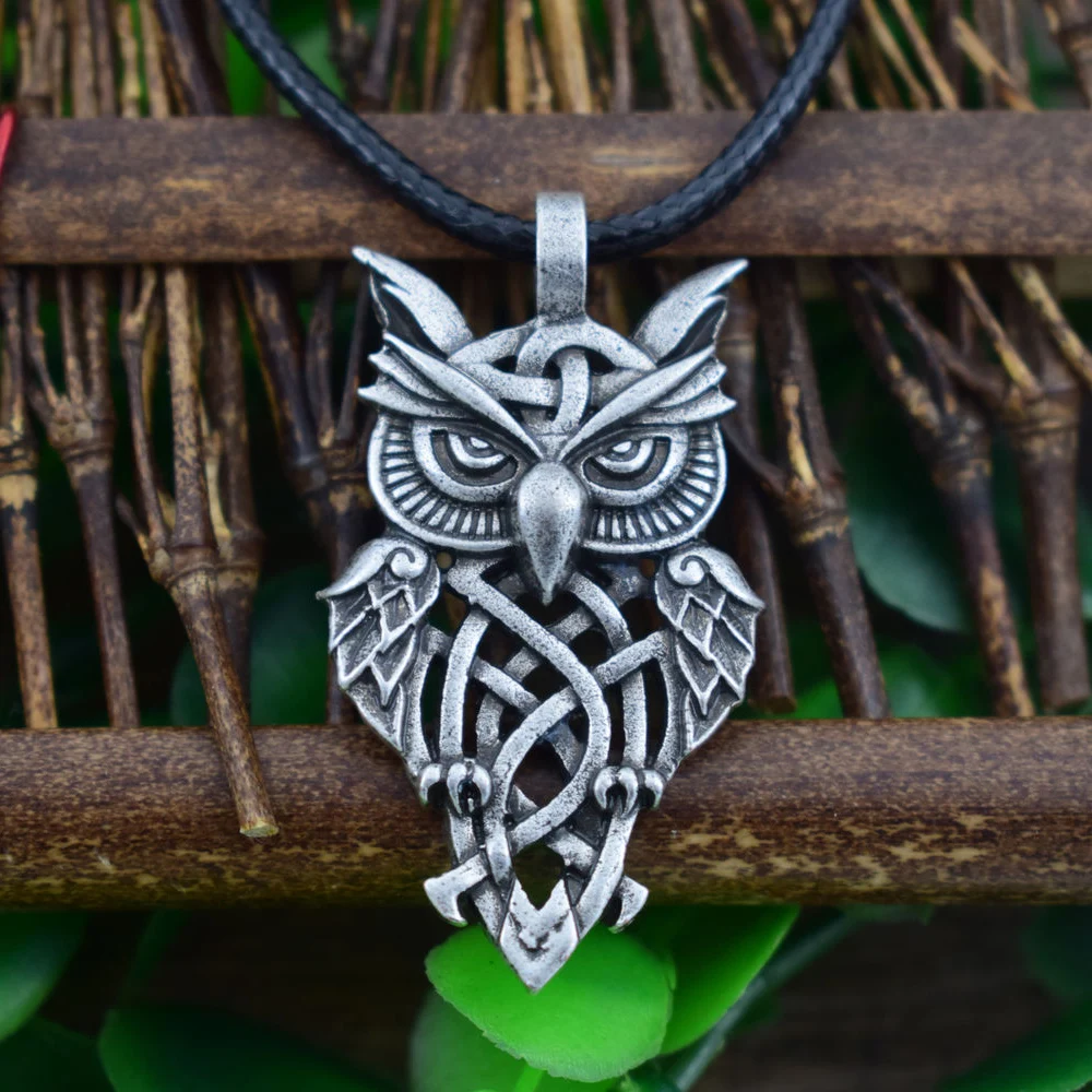 SanLan 1pcs dropshipping Vintage animal Pendant Viking owl Celtics knot owl necklace Wisdom Jewellery
SanLan 1pcs dropshipping Vintage animal Pendant Viking owl Celtics knot owl necklace Wisdom Jewellery