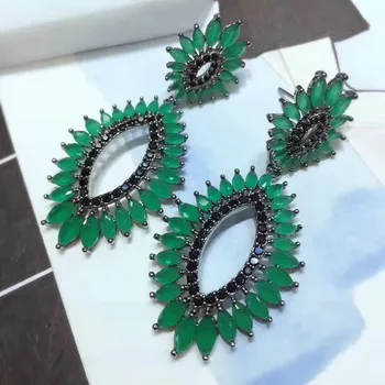 Green Stone Earrings Cubic Zirconia Drop Earring Unique Sunflower Hollow Women Lady Fashion Ear Accessories Earing Jewelry
Green Stone Earrings Cubic Zirconia Drop Earring Unique Sunflower Hollow Women Lady Fashion Ear Accessories Earing Jewelry