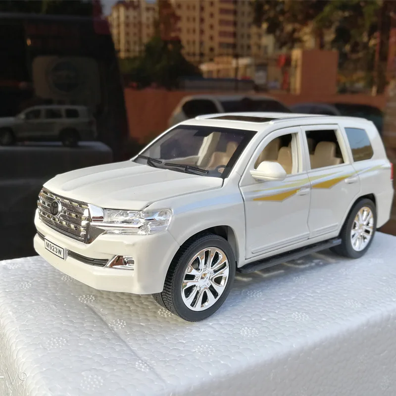 Electric 1:24 Auto Mobile Coche Alloy Die-cast Luxury Vehicle Super Car Models mkd52 Toys for Children SUV LEXUS LX570 /Cruiser
Electric 1:24 Auto Mobile Coche Alloy Die-cast Luxury Vehicle Super Car Models mkd52 Toys for Children SUV LEXUS LX570 /Cruiser