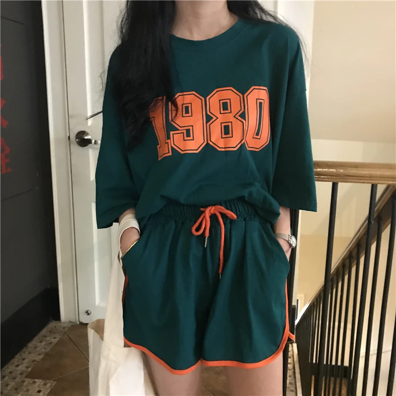 Summer new women's sets female fashion two-piece loose casual short-sleeved printing ladies suit short-sleeved t-shirt + shorts
Summer new women's sets female fashion two-piece loose casual short-sleeved printing ladies suit short-sleeved t-shirt + shorts