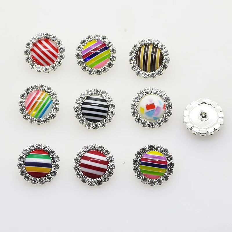 10pcs/lot Silver Base Striped Rhinestone Hair Embellishments Buttons Hairbow Center Decoration DIY Crafts Jewelry Accessories
10pcs/lot Silver Base Striped Rhinestone Hair Embellishments Buttons Hairbow Center Decoration DIY Crafts Jewelry Accessories