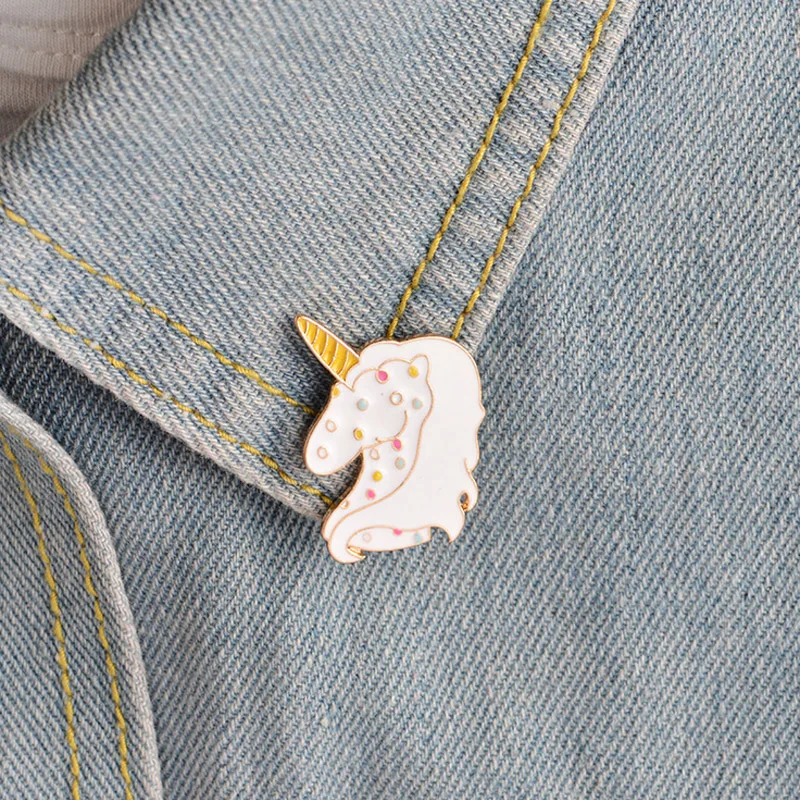 1 pcs Cartoon sheep metal badge brooch button pins denim jacket pin jewelry decoration badge for clothes lapel pins
1 pcs Cartoon sheep metal badge brooch button pins denim jacket pin jewelry decoration badge for clothes lapel pins