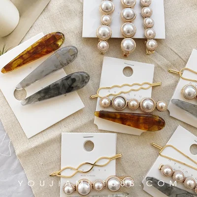 Popular Fashion Marble hair clip combination Pearl Bangs Clip Hairpin Women Hair Clips for Girls Hairgrip Headdress
Popular Fashion Marble hair clip combination Pearl Bangs Clip Hairpin Women Hair Clips for Girls Hairgrip Headdress