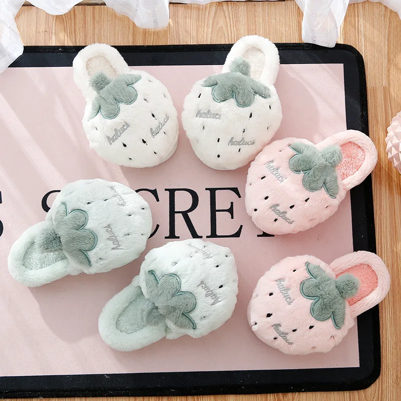 Children Slippers Cute Girls Strawberry Shape Unicorn Shoes Kids Girls Winter Slippers Mother and Daughter Matching Shoes Family
Children Slippers Cute Girls Strawberry Shape Unicorn Shoes Kids Girls Winter Slippers Mother and Daughter Matching Shoes Family