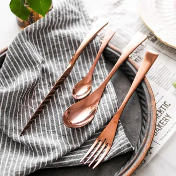 24pcs/set European Retro Golden Rose Stainless Steel Cutlery Set Flatware Sets Dinner Knives Fork Spoon Set Dinnerware Tableware
24pcs/set European Retro Golden Rose Stainless Steel Cutlery Set Flatware Sets Dinner Knives Fork Spoon Set Dinnerware Tableware