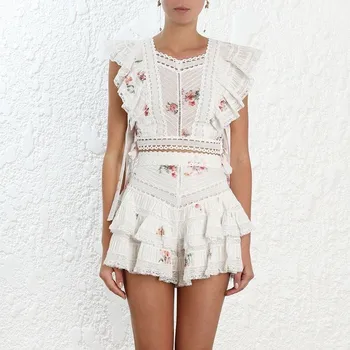 2019 New Summer two Piece Shorts Outfits Women Sleeveless Flower Print Lace Ruffles Blouse Crop Top + Layer Cake Shorts pant Set
2019 New Summer two Piece Shorts Outfits Women Sleeveless Flower Print Lace Ruffles Blouse Crop Top + Layer Cake Shorts pant Set