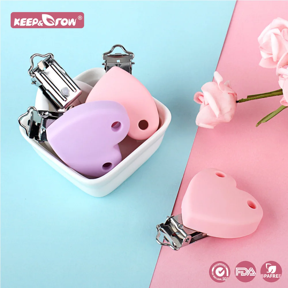 Keep&Grow 3Pcs Heart Silicone Baby Teething Clips BPA Free Baby Teethers Dummy Chain Holder Soother Nursing Jewelry Toy Clips
Keep&Grow 3Pcs Heart Silicone Baby Teething Clips BPA Free Baby Teethers Dummy Chain Holder Soother Nursing Jewelry Toy Clips