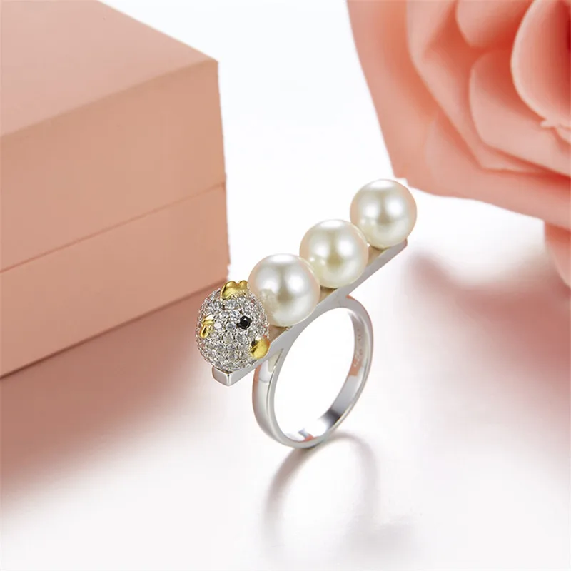 Famous Real Three Pearl Cute Chick Bar Ring For Women Monaco Brand 100% pure 925 sterling silver Chicken Ring Fashion Jewelry
Famous Real Three Pearl Cute Chick Bar Ring For Women Monaco Brand 100% pure 925 sterling silver Chicken Ring Fashion Jewelry