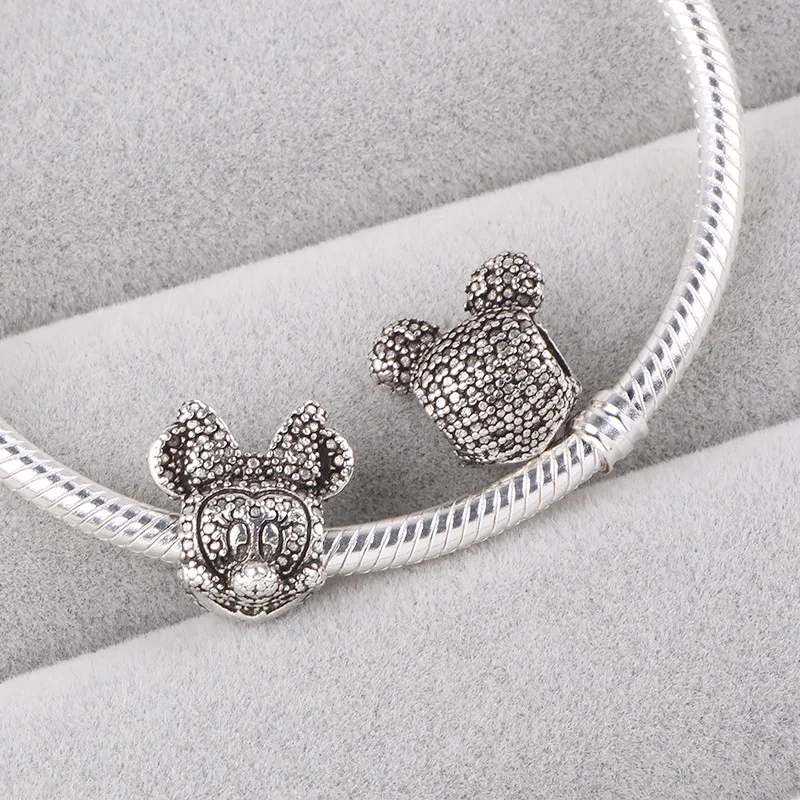 Couqcy 2019 Silver Charm Full Crystal Mickey Minnie Zinc Alloy Bead Fit DIY Pandora Bracelet&Necklaces Jewelry Accessory
Couqcy 2019 Silver Charm Full Crystal Mickey Minnie Zinc Alloy Bead Fit DIY Pandora Bracelet&Necklaces Jewelry Accessory