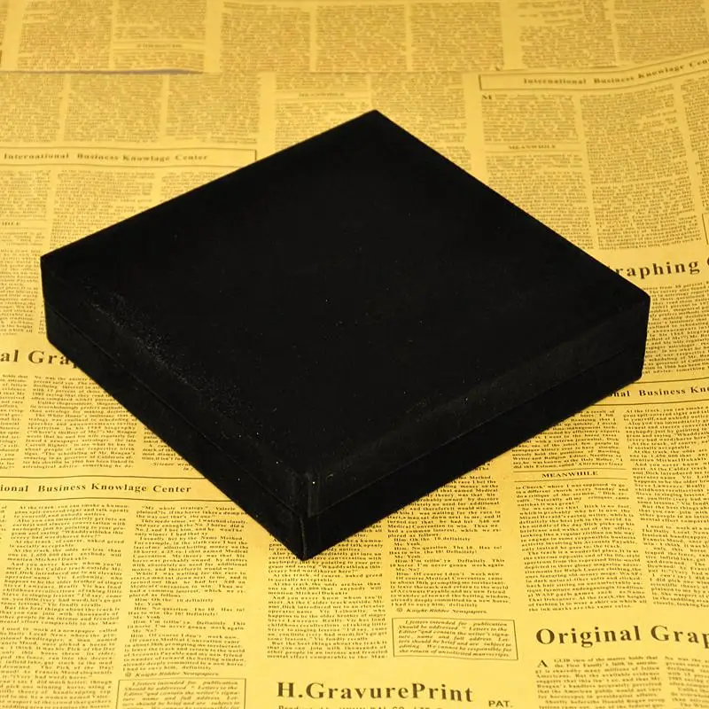 2pcs/lot Black Rectangle Velvet Necklace Jewelry Boxes for Valentines Mother's Day Gift Display Storage Display Case 200x195x50m
2pcs/lot Black Rectangle Velvet Necklace Jewelry Boxes for Valentines Mother's Day Gift Display Storage Display Case 200x195x50m