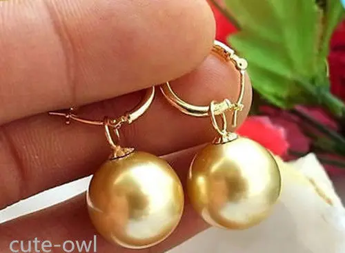 Hot sale new Style >>>>Beaufort 14mm Tahitian 14K Gold South Sea Shell Pearl Dangle Earring
Hot sale new Style >>>>Beaufort 14mm Tahitian 14K Gold South Sea Shell Pearl Dangle Earring