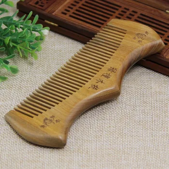 The woodcarving handicraft manufacturers selling Green Sandalwood double arch comb ornaments accessories gifts
The woodcarving handicraft manufacturers selling Green Sandalwood double arch comb ornaments accessories gifts