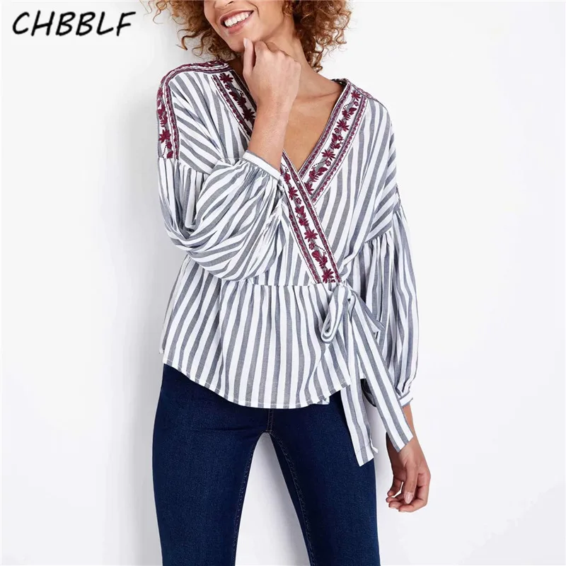 CHBBLF women fashion striped blouse cross V neck floral embroidery bow tie kimono shirts female retro tops blusas YGD8561
CHBBLF women fashion striped blouse cross V neck floral embroidery bow tie kimono shirts female retro tops blusas YGD8561